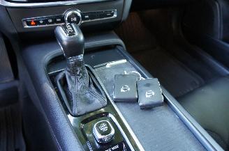 Volvo V-90 Cross Country 2.0 D5 AWD Pro Airco Navi LED Trekhaak 173KW Euro 6 picture 20