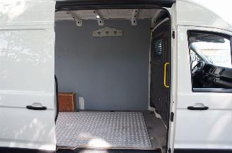 Volkswagen Crafter 2.0 TDi L3H3 Airco Navi Cruise Apple Carplay 130KW Euro 6 picture 9