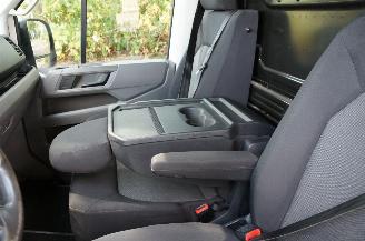 Volkswagen Crafter 2.0 TDi L3H3 Airco Navi Cruise Apple Carplay 130KW Euro 6 picture 25