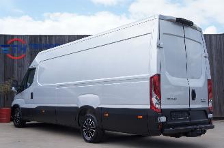 Iveco Daily 35S18 3.0 HPi L5H2 Hi-Matic Airco Navi ACC LED 132KW Euro 6 picture 2