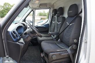 Iveco Daily 35S18 3.0 HPi L5H2 Hi-Matic Airco Navi ACC LED 132KW Euro 6 picture 15