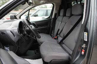 Peugeot Partner 1.6 e-HDi L1H1 Airco Navi Cruise Trekhaak 66KW Euro 5 picture 10