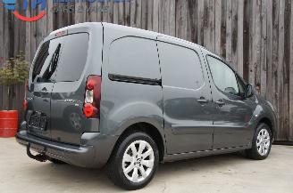 Peugeot Partner 1.6 e-HDi L1H1 Airco Navi Cruise Trekhaak 66KW Euro 5 picture 3