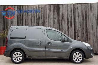 Peugeot Partner 1.6 e-HDi L1H1 Airco Navi Cruise Trekhaak 66KW Euro 5 picture 4