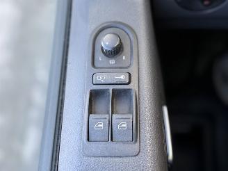 Volkswagen  T5 Multivan 1.9 TDI Aufstelldach Klima Navi AHK 7-Sitzer picture 23