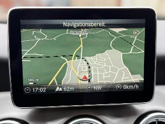 Mercedes Cla-klasse 180 Shooting Brake AMG-Line Panorama Unfall picture 21