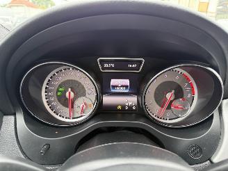 Mercedes Cla-klasse 180 Shooting Brake AMG-Line Panorama Unfall picture 18