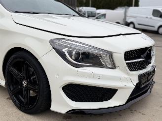 Mercedes Cla-klasse 180 Shooting Brake AMG-Line Panorama Unfall picture 50