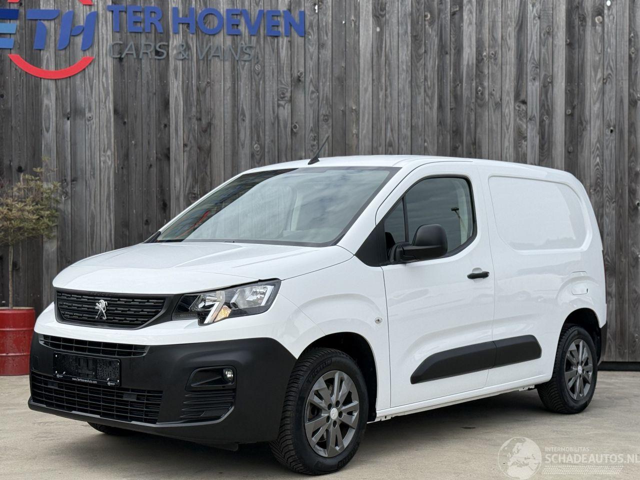 Peugeot Partner 1.5 BlueHDI Premium L1H1 AHK Tempo. 73KW