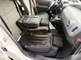 Citroën Berlingo 1.6 BlueHDi 100 Business Economy Kamera Navi PDC picture 35