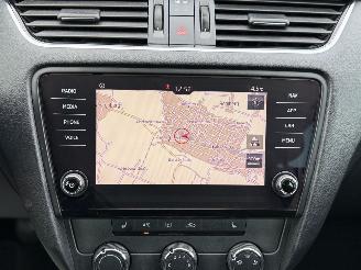 Skoda Octavia Combi 1.6 TDI Ambition Navi CarPlay Sitzheizung picture 18