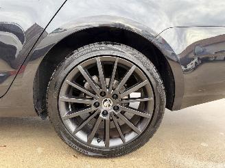 Skoda Octavia Combi 1.6 TDI Ambition Navi CarPlay Sitzheizung picture 42