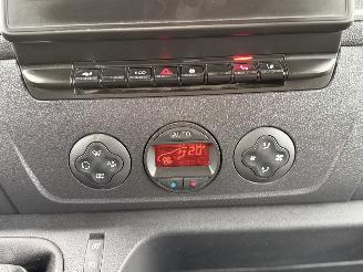 Renault Master T35 2.3 dCi 135 L2H2 Workedtion Klimaautomatik Navi Kamera AHK picture 25