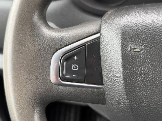 Renault Master T35 2.3 dCi 135 L2H2 Workedtion Klimaautomatik Navi Kamera AHK picture 28