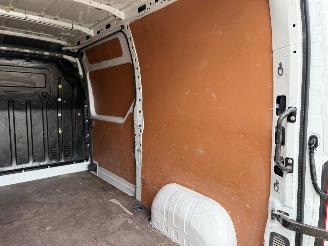 Renault Master T35 2.3 dCi 135 L2H2 Workedtion Klimaautomatik Navi Kamera AHK picture 13