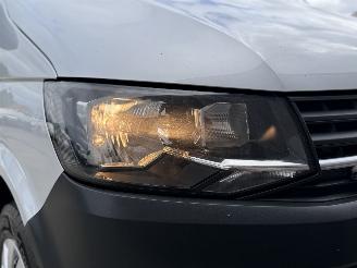 Volkswagen Transporter T5 2.0 TDI L2H1 Trendline Klima AHK Dachträger picture 36