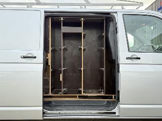 Volkswagen Transporter T5 2.0 TDI L2H1 Trendline Klima AHK Dachträger picture 10