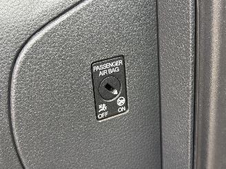 Volkswagen Transporter T5 2.0 TDI L2H1 Trendline Klima AHK Dachträger picture 30