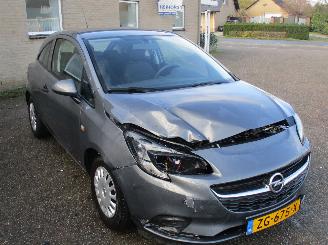 Damaged car Opel Corsa-E 1.2 EcoF Selection 2015/1