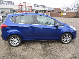 Ford B-Max 1.0 EcoBoost Titanium picture 9