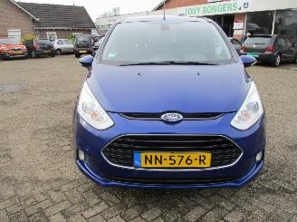 Ford B-Max 1.0 EcoBoost Titanium picture 2