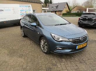 krockskadad bil auto Opel Astra SPORTS TOURER1.6 CDTI REST BPM  1250 EURO !!!!! 2016/8