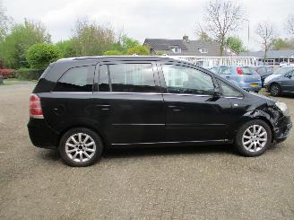 Opel Zafira 1.6 Essentia 7 Persoons picture 8