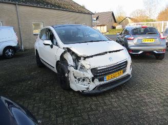 škoda osobní automobily Peugeot 3008 1.6 THP Active Aut NAP REST BPM 1700 EURO !!!! 2015/1