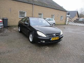 Vaurioauto  passenger cars Peugeot 607 2.2-16V 2001/7