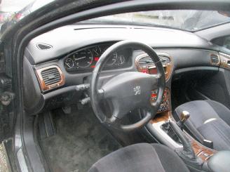 Peugeot 607 2.2-16V picture 11