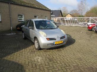 Vaurioauto  passenger cars Nissan Micra 1.0 Basis 2003/8