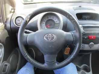 Toyota Aygo 1.2-12V Comfort picture 20