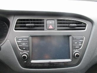 Hyundai I-20 1.0 T-GDI Comfort Aut NAP REST BPM 1200 EURO !!!!! picture 27