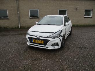Hyundai I-20 1.0 T-GDI Comfort Aut NAP REST BPM 1200 EURO !!!!! picture 3