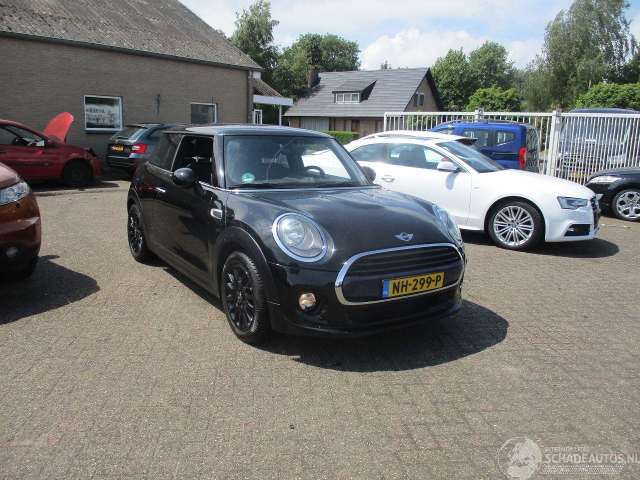 Mini Cooper 1.5 Cooper Business  NAP