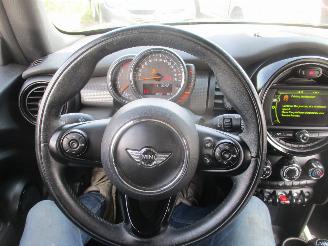 Mini Cooper 1.5 Cooper Business  NAP picture 17