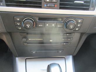 BMW 3-serie Touring 325i Aut Executive picture 21