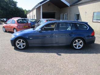 BMW 3-serie Touring 325i Aut Executive picture 4