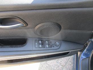 BMW 3-serie Touring 325i Aut Executive picture 15