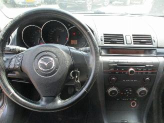 Mazda 3 2.0 Executive picture 17