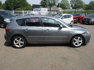 Mazda 3 2.0 Executive picture 8