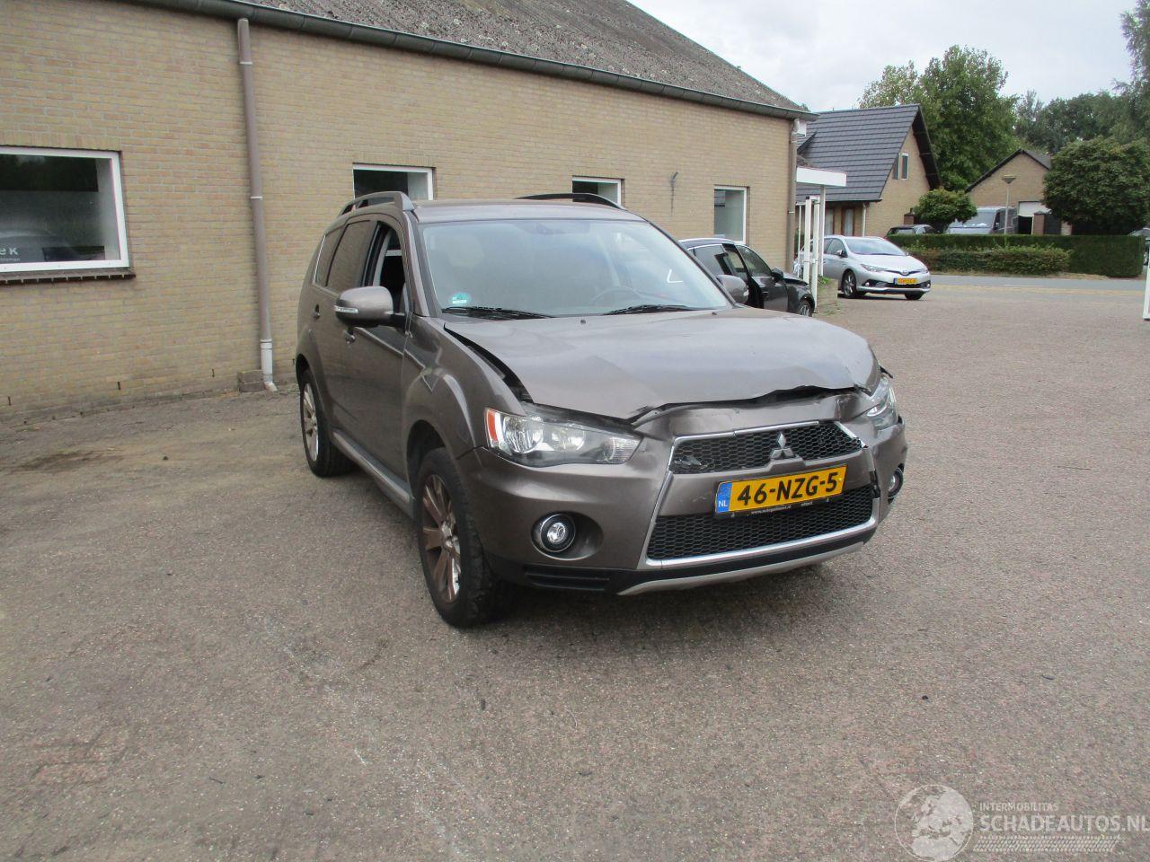 Mitsubishi Outlander 2.0 Edition Automaat REST BPM 400 EURO !!!!