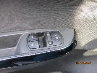 Opel Corsa-E 1.0 Turbo Edition 5drs NAP picture 20