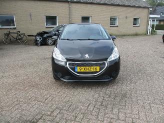 Peugeot 208 1.0 VTi Acces NAP picture 2
