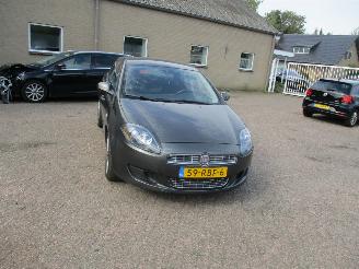 Fiat Bravo 1.4 T-jet Dynamic REST BPM 300 EURO !!! picture 2