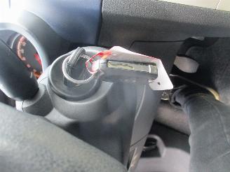 Opel Corsa 1.4-16v Enjoy NAP Airco picture 18