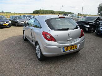 Opel Corsa 1.4-16v Enjoy NAP Airco picture 5