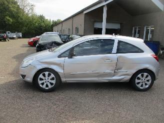 Opel Corsa 1.4-16v Enjoy NAP Airco picture 4