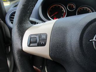 Opel Corsa 1.4-16v Enjoy NAP Airco picture 19