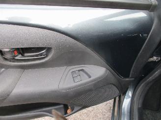 Toyota Aygo 1.0 VVTI x_fun picture 18
